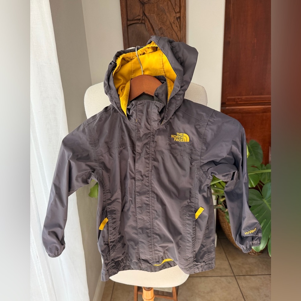 The North Face HyVent Kids XS 6 Hooded Rain Jacket Gray Yellow Waterproof